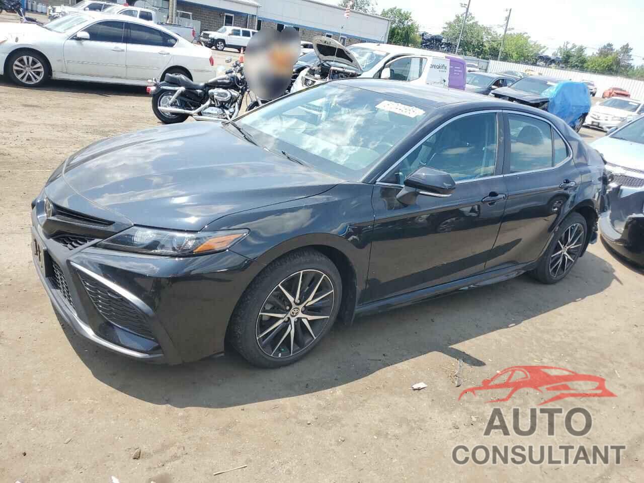 TOYOTA CAMRY 2022 - 4T1G11AK0NU708925