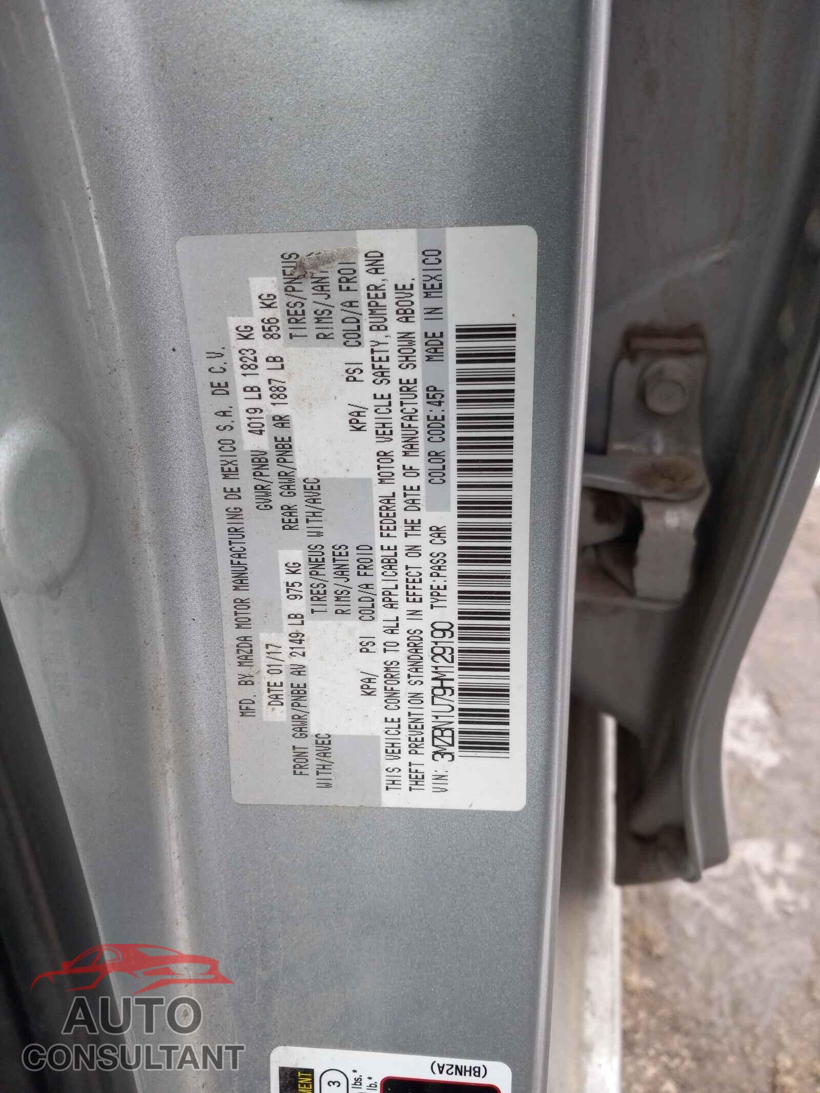 MAZDA 3 2017 - 3MZBN1U79HM129190