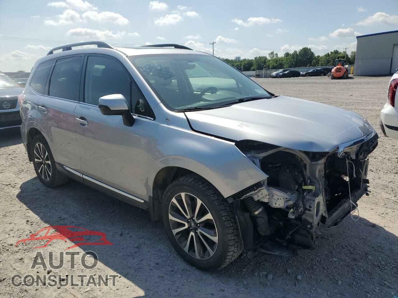 SUBARU FORESTER 2017 - JF2SJGTC9HH425302
