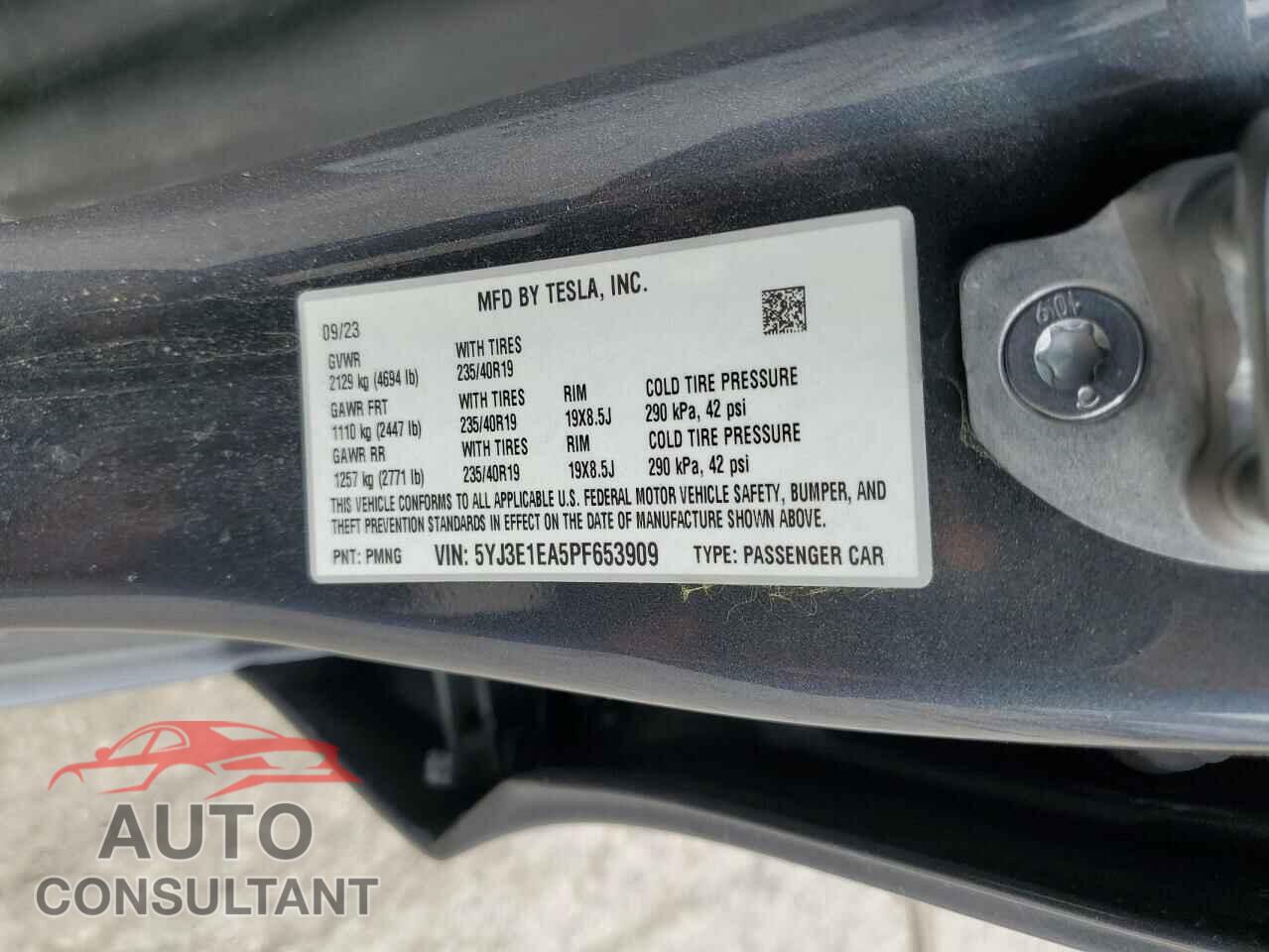 TESLA MODEL 3 2023 - 5YJ3E1EA5PF653909