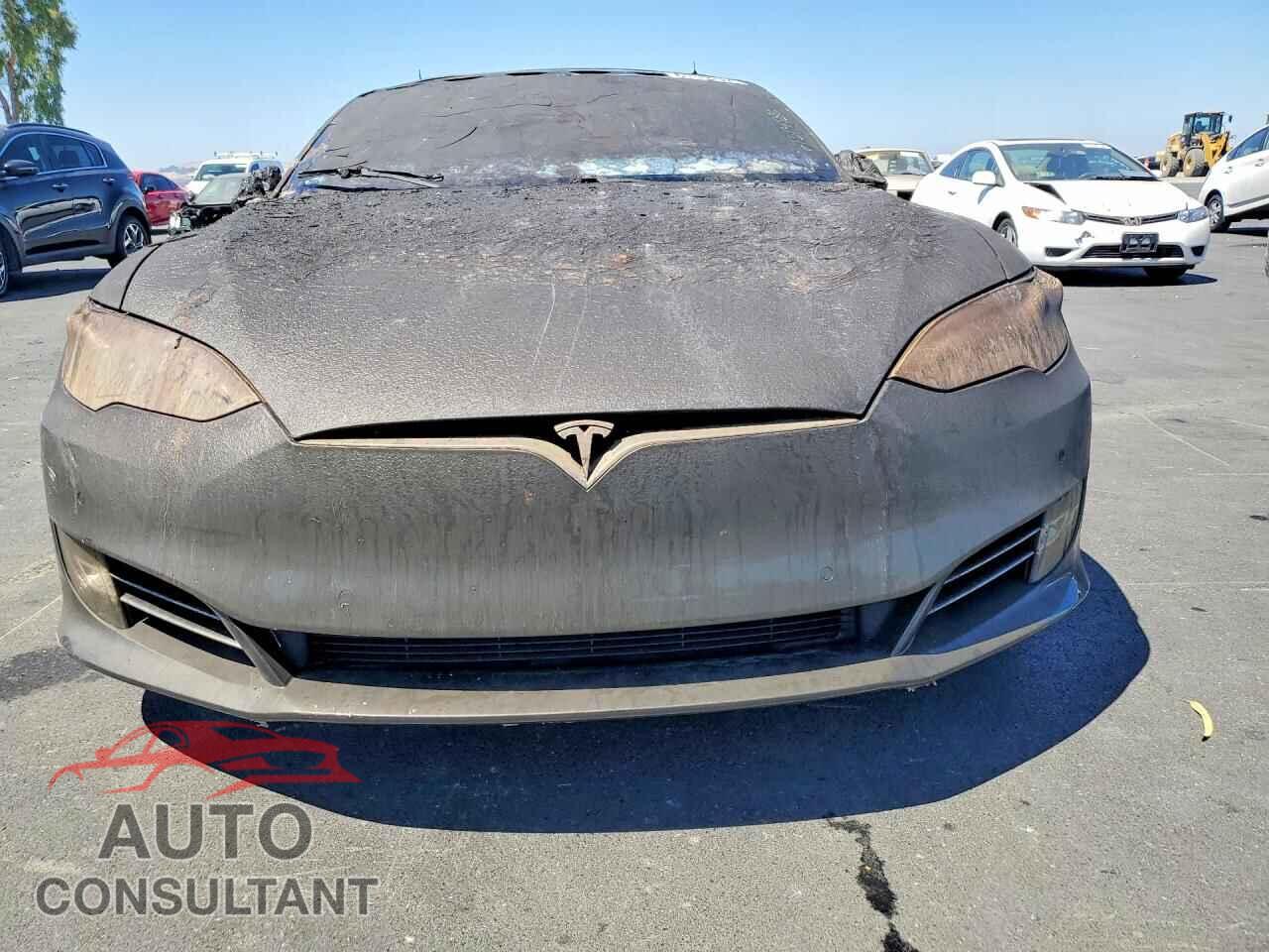 TESLA MODEL S 2018 - 5YJSA1E41JF243066