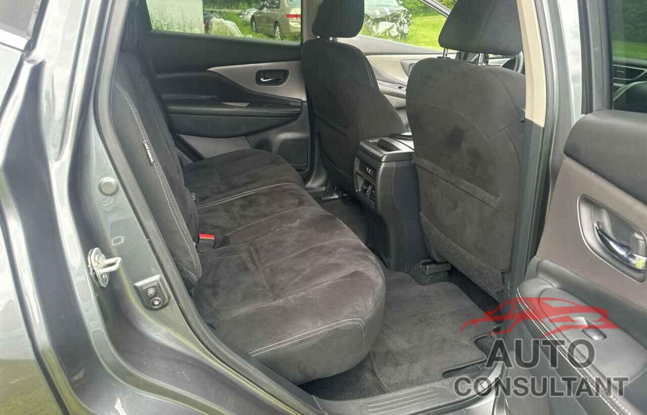 NISSAN MURANO 2020 - 5N1AZ2BS5LN105785