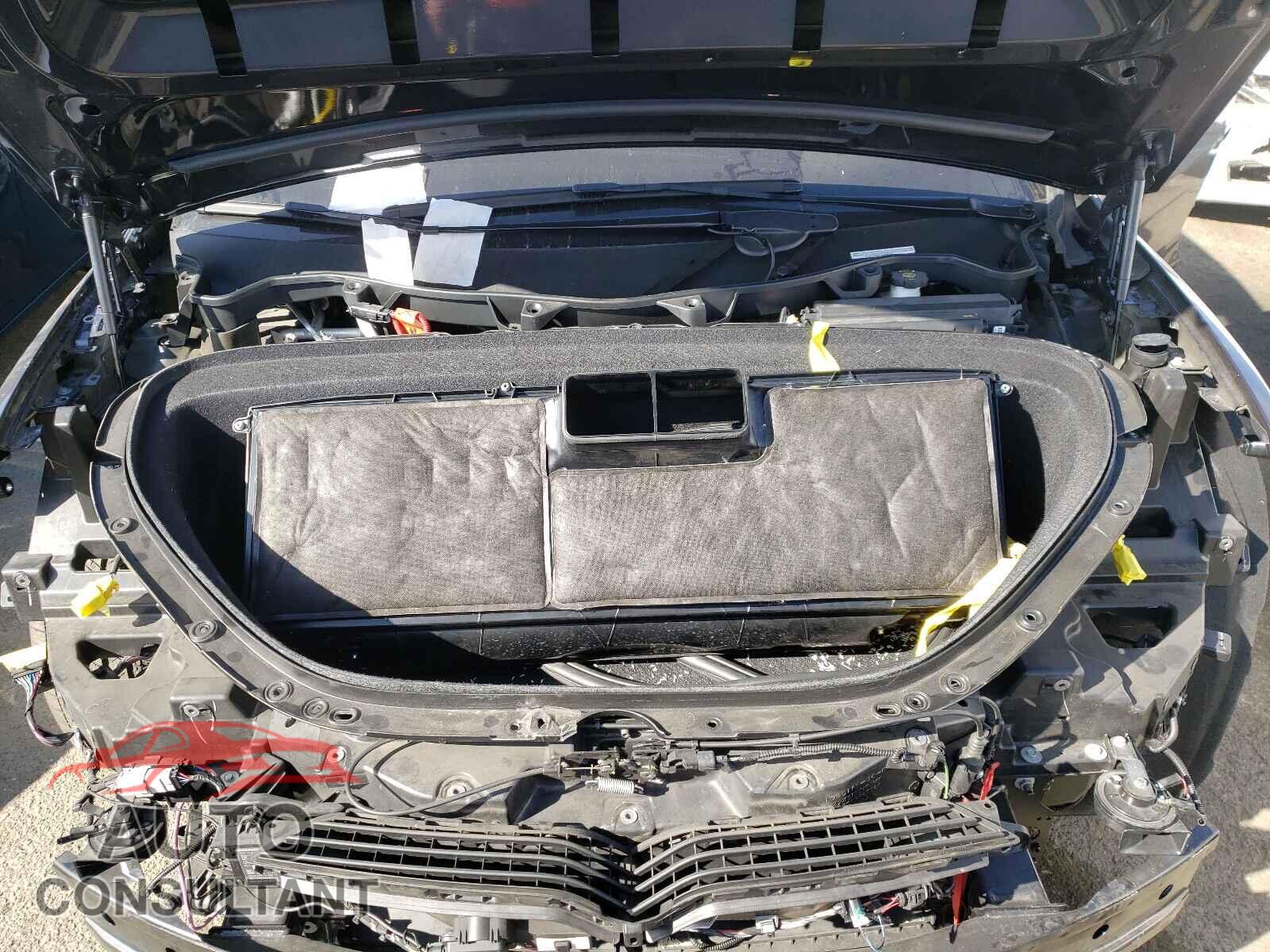 TESLA MODEL X 2018 - 5YJXCBE28JF104556