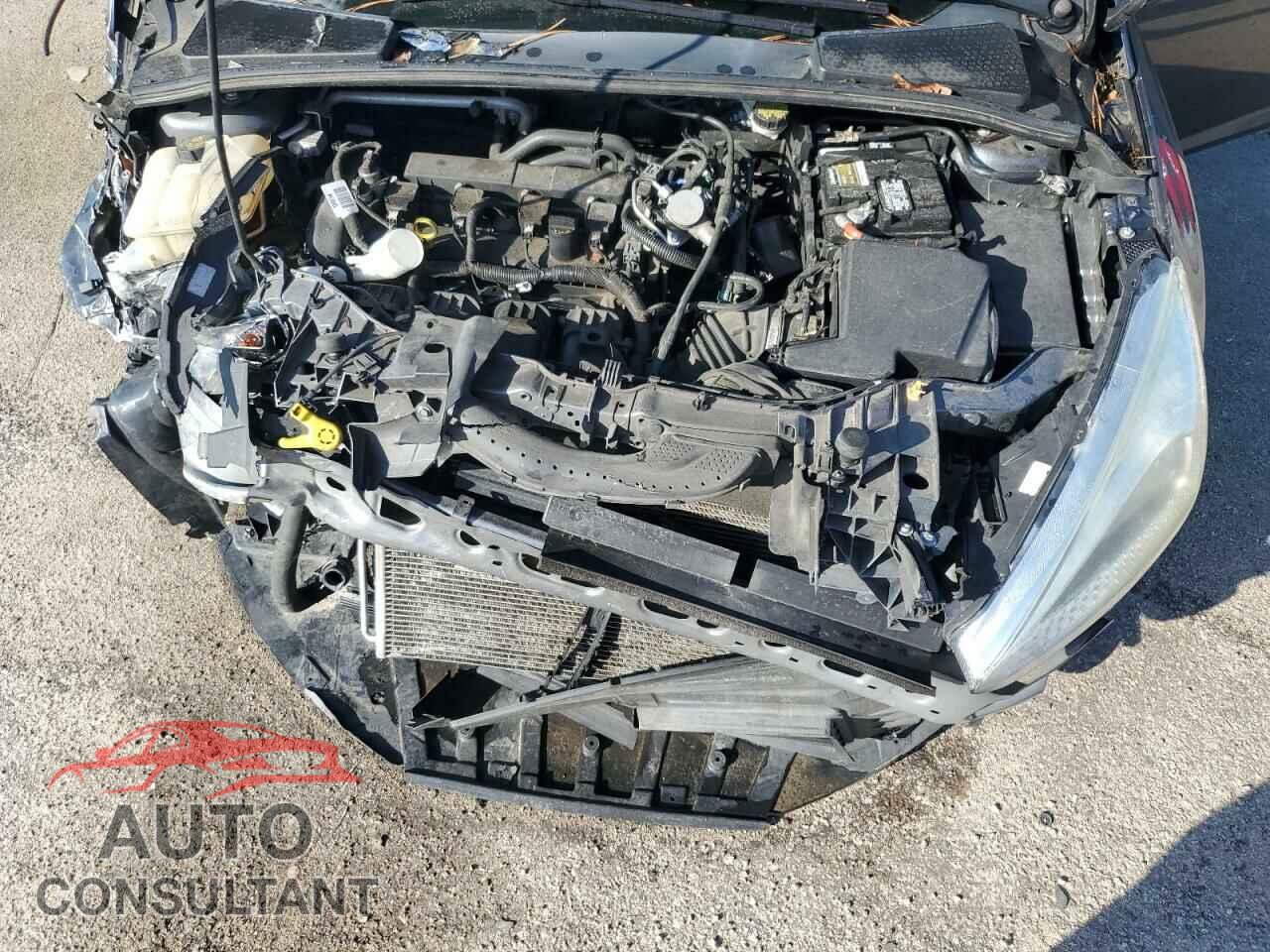 FORD FOCUS 2016 - 1FADP3E27GL350345