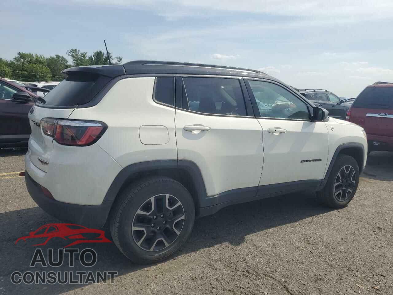 JEEP COMPASS 2019 - 3C4NJDDB5KT647778
