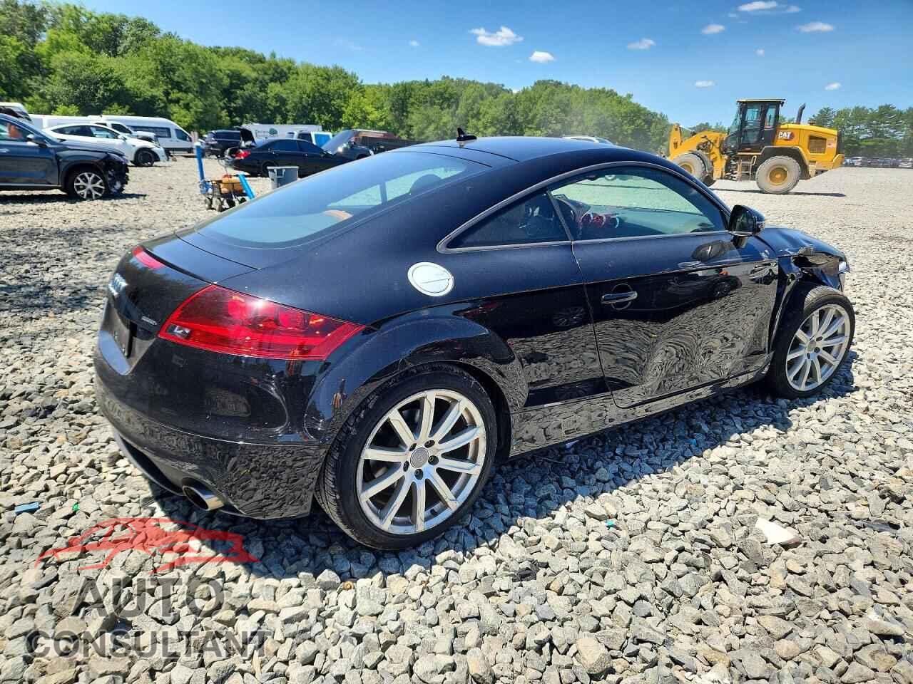 AUDI TT 2013 - TRUBFAFK8D1012781