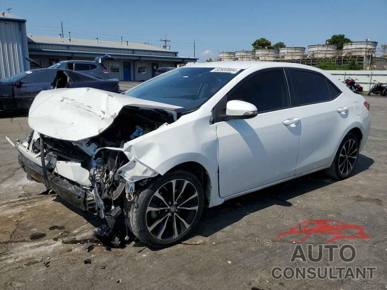 TOYOTA COROLLA 2018 - 5YFBURHE7JP819323