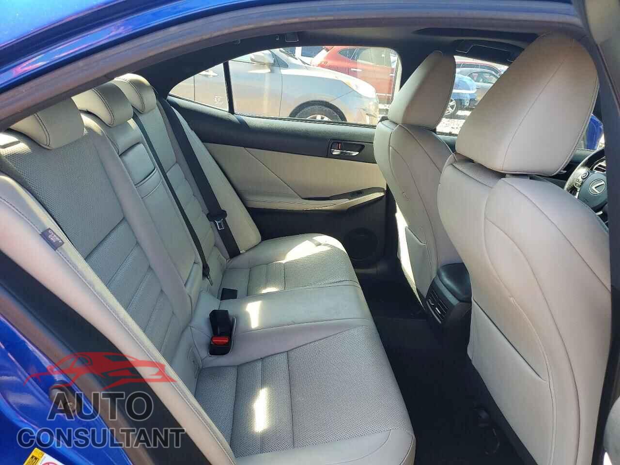 LEXUS IS 2016 - JTHBE1D21G5025576
