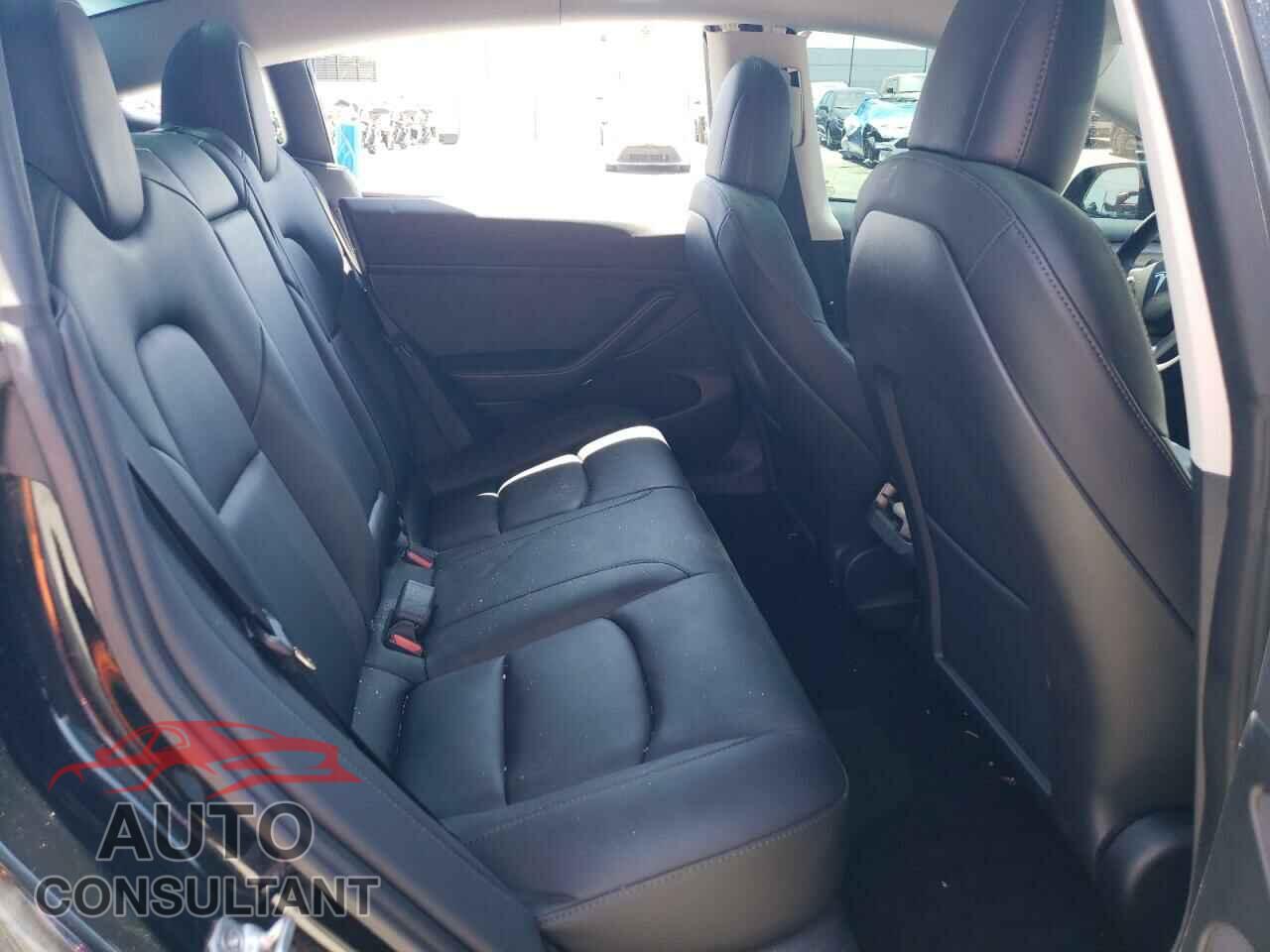 TESLA MODEL 3 2022 - 5YJ3E1EAXNF359807
