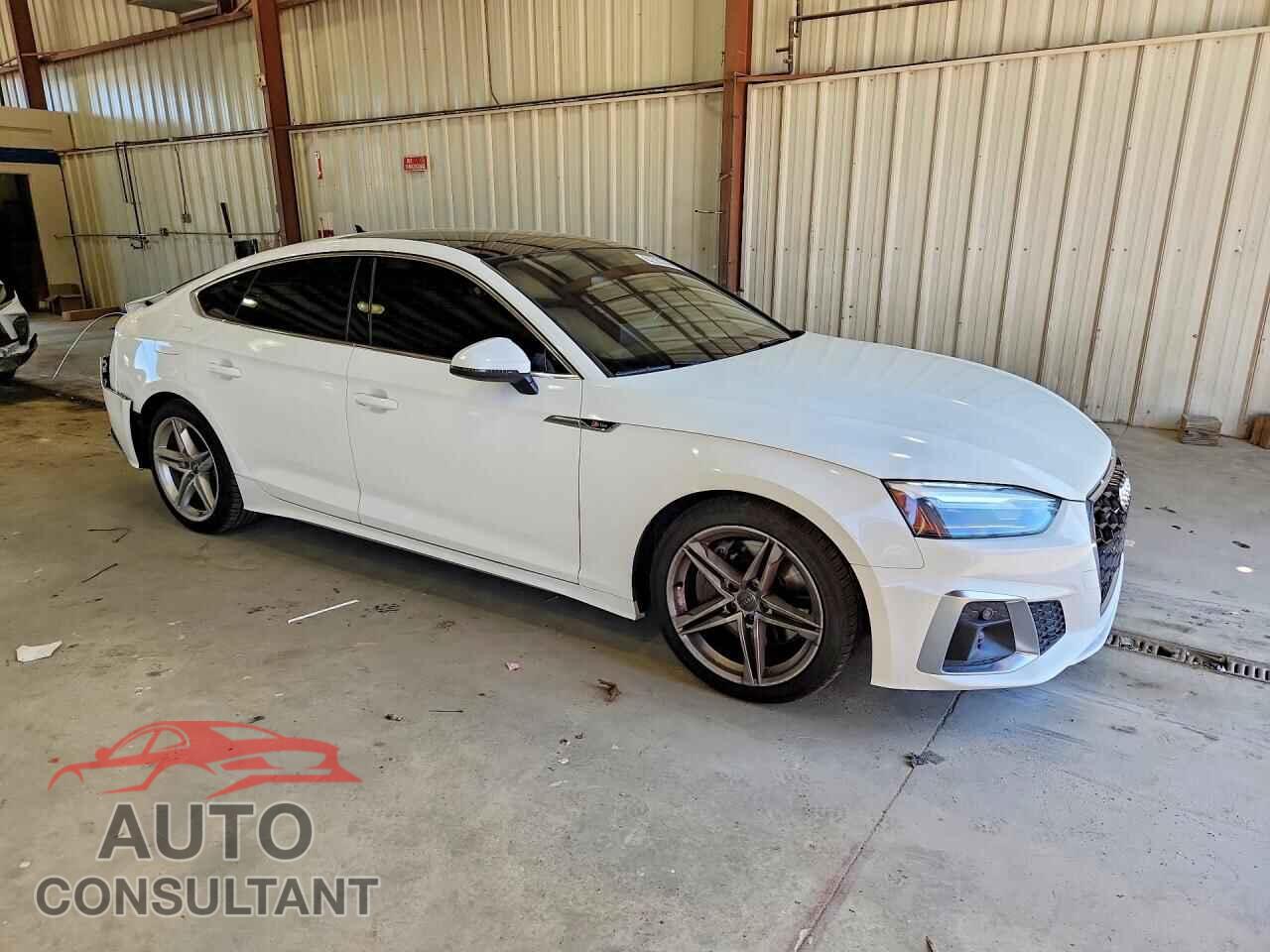 AUDI A5 2021 - WAUDACF56MA016235