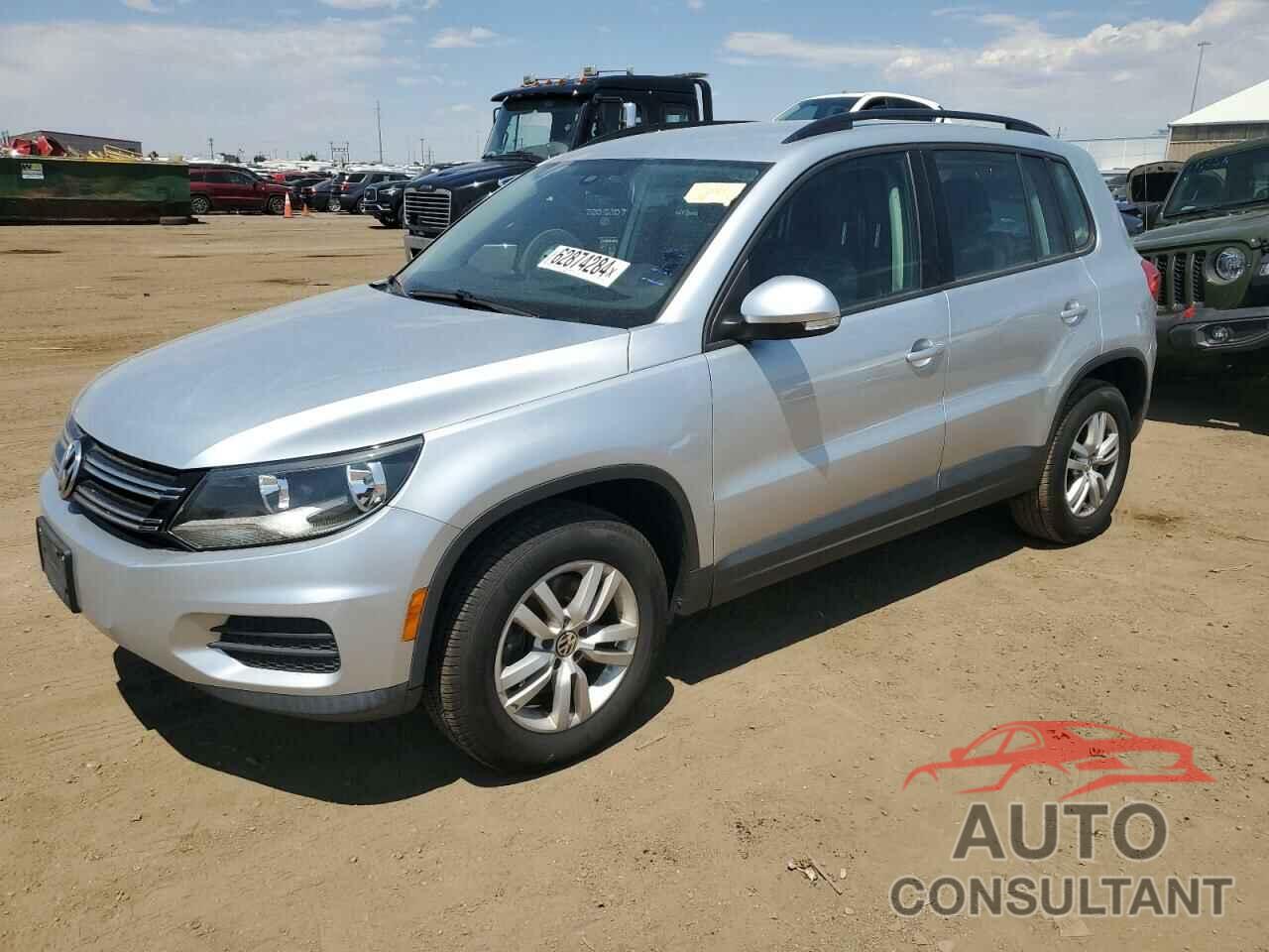 VOLKSWAGEN TIGUAN 2016 - WVGBV7AX2GW610600