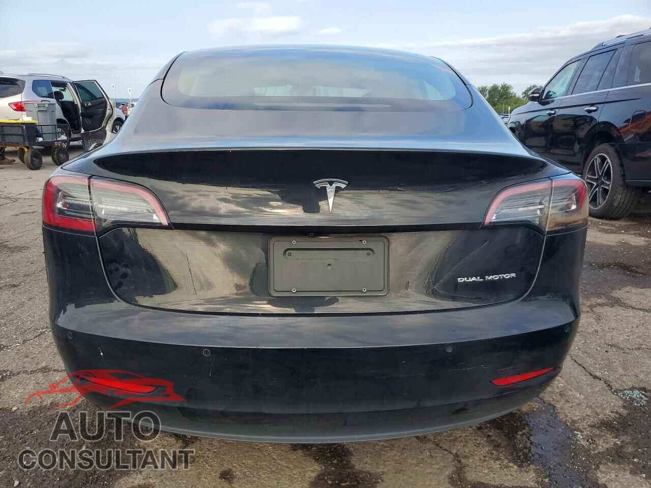 TESLA MODEL 3 2022 - 5YJ3E1EB3NF189802