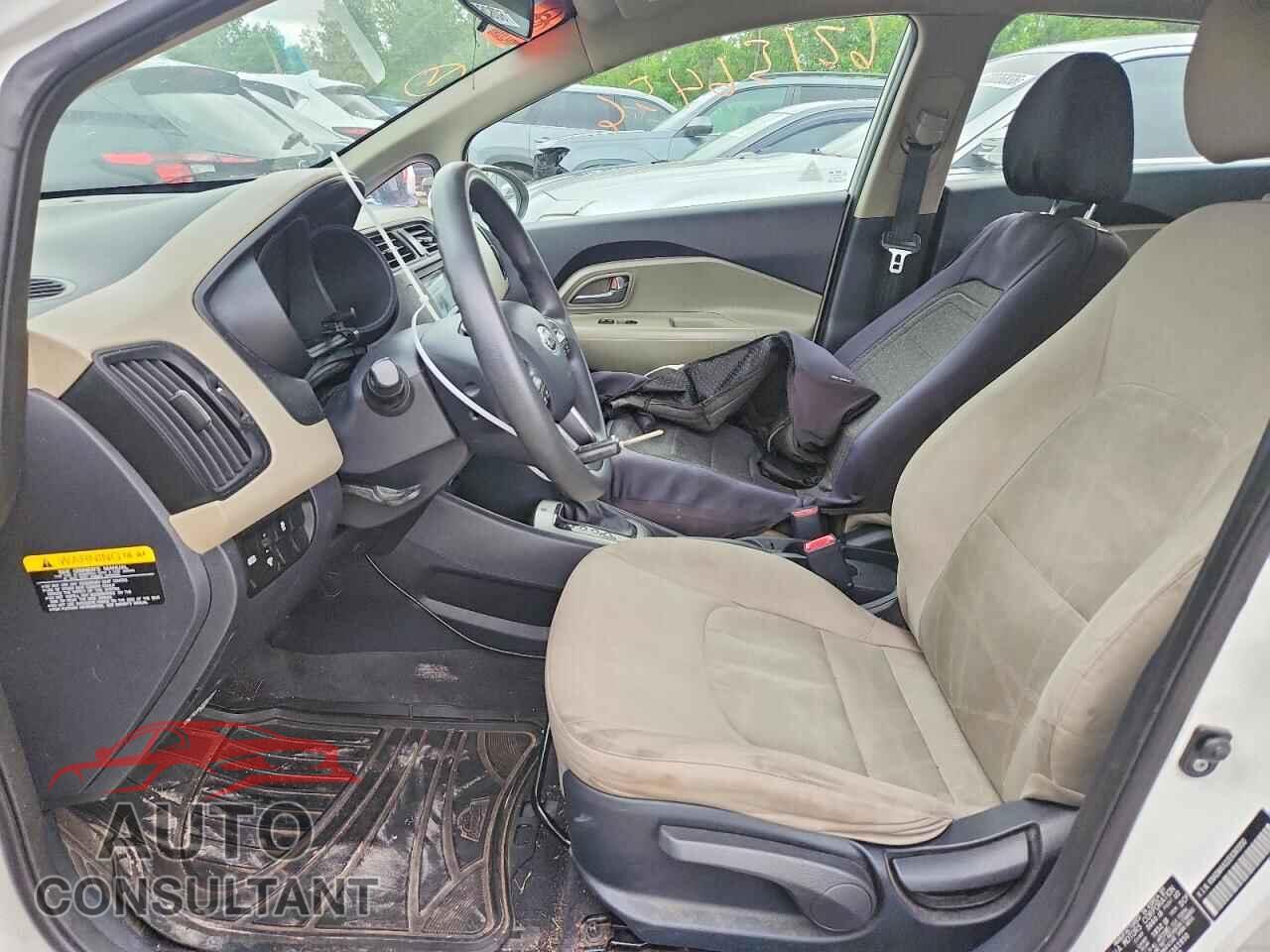 KIA RIO 2014 - KNADM4A32E6361950