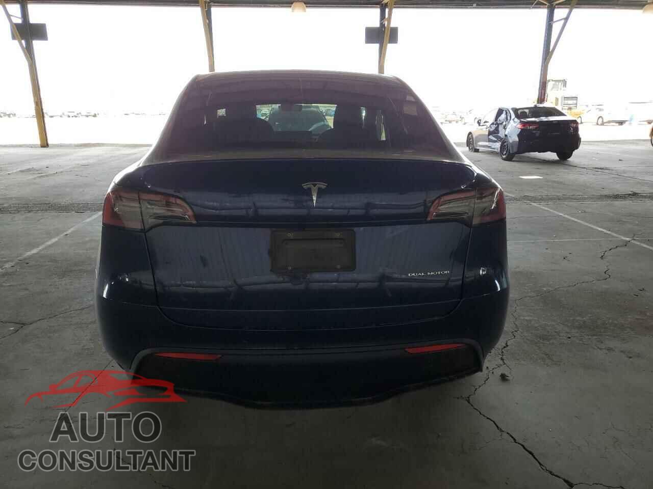 TESLA MODEL Y 2023 - 7SAYGAEE2PF582870