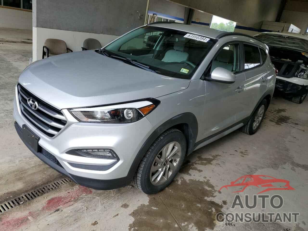 HYUNDAI TUCSON 2018 - KM8J33A43JU670906