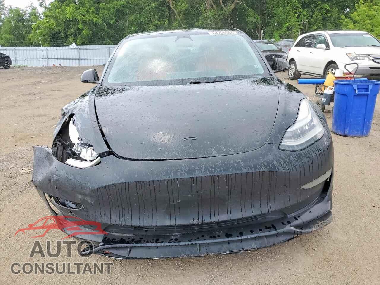 TESLA MODEL 3 2018 - 5YJ3E1EA4JF028389
