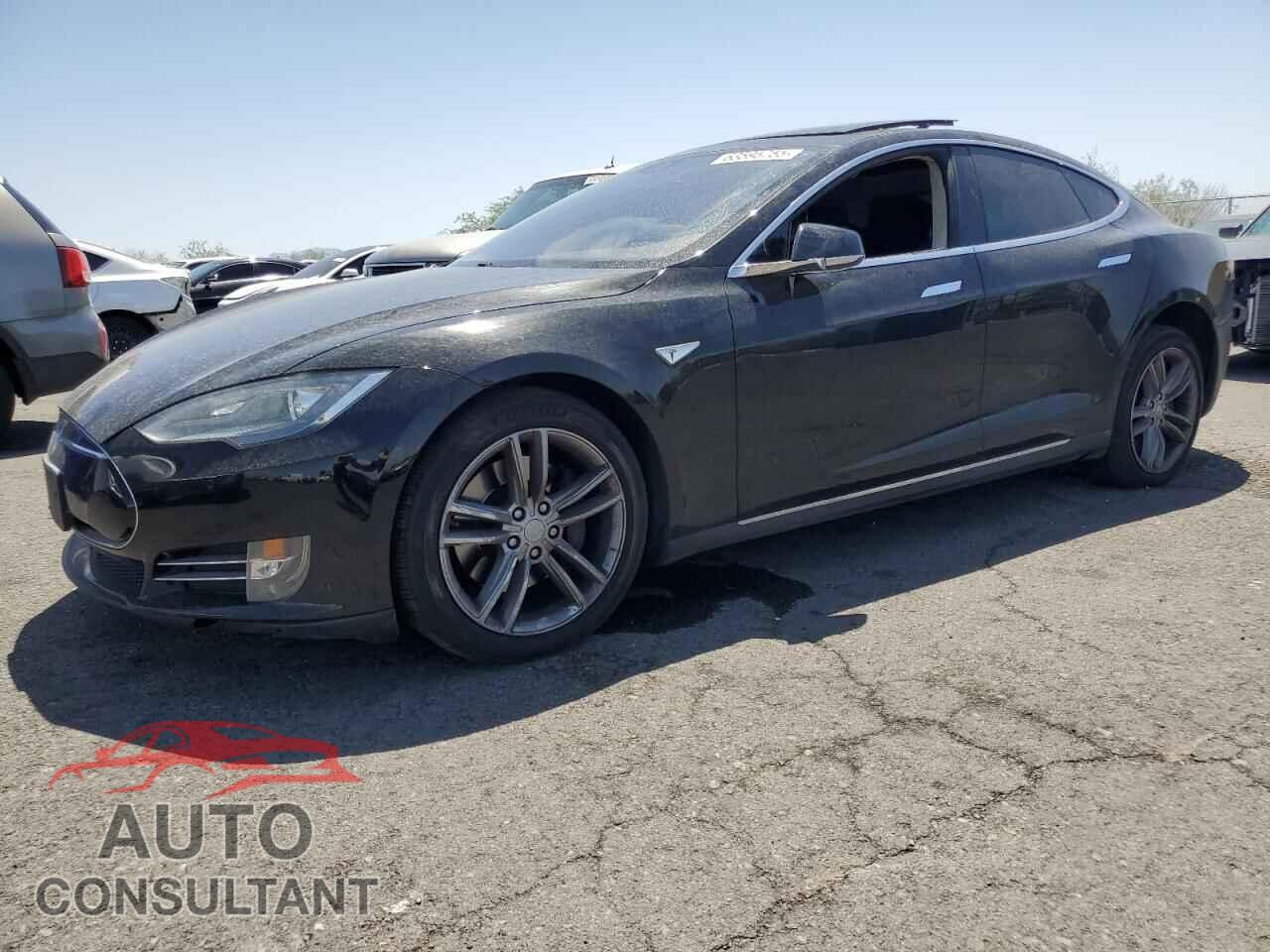 TESLA MODEL S 2015 - 5YJSA1E20FF105704