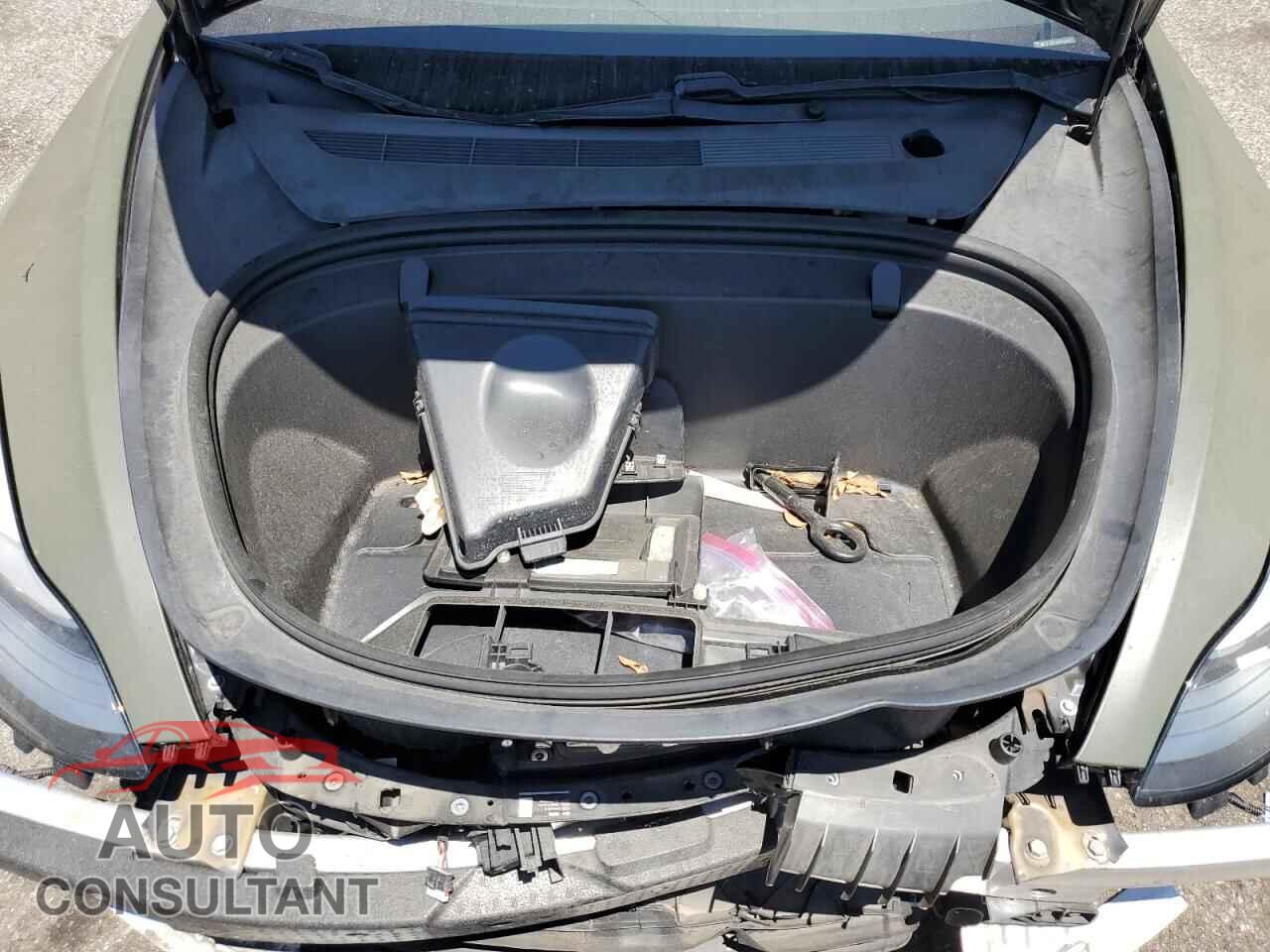 TESLA MODEL 3 2019 - 5YJ3E1EA9KF464267
