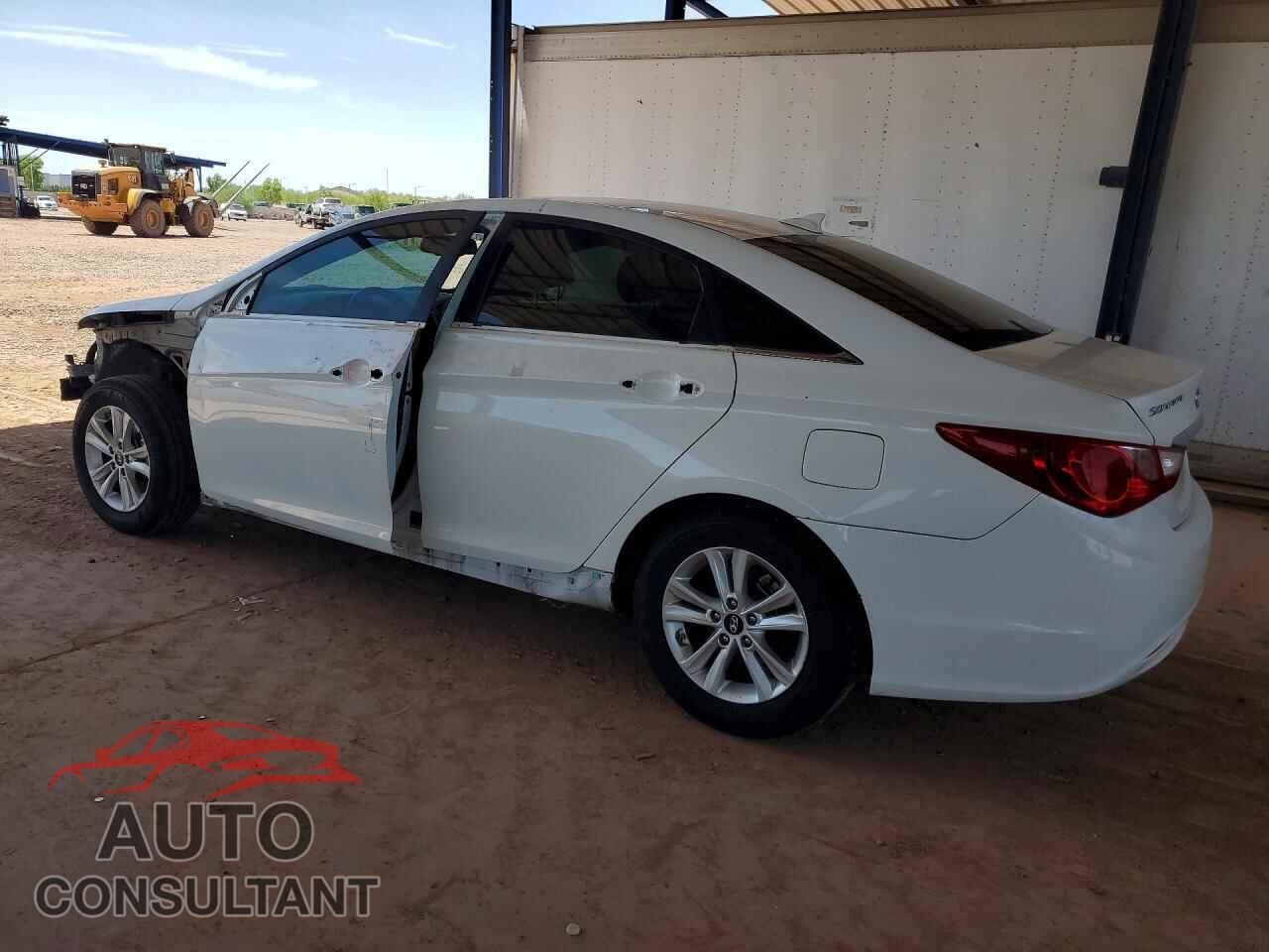 HYUNDAI SONATA 2013 - 5NPEB4AC3DH683028