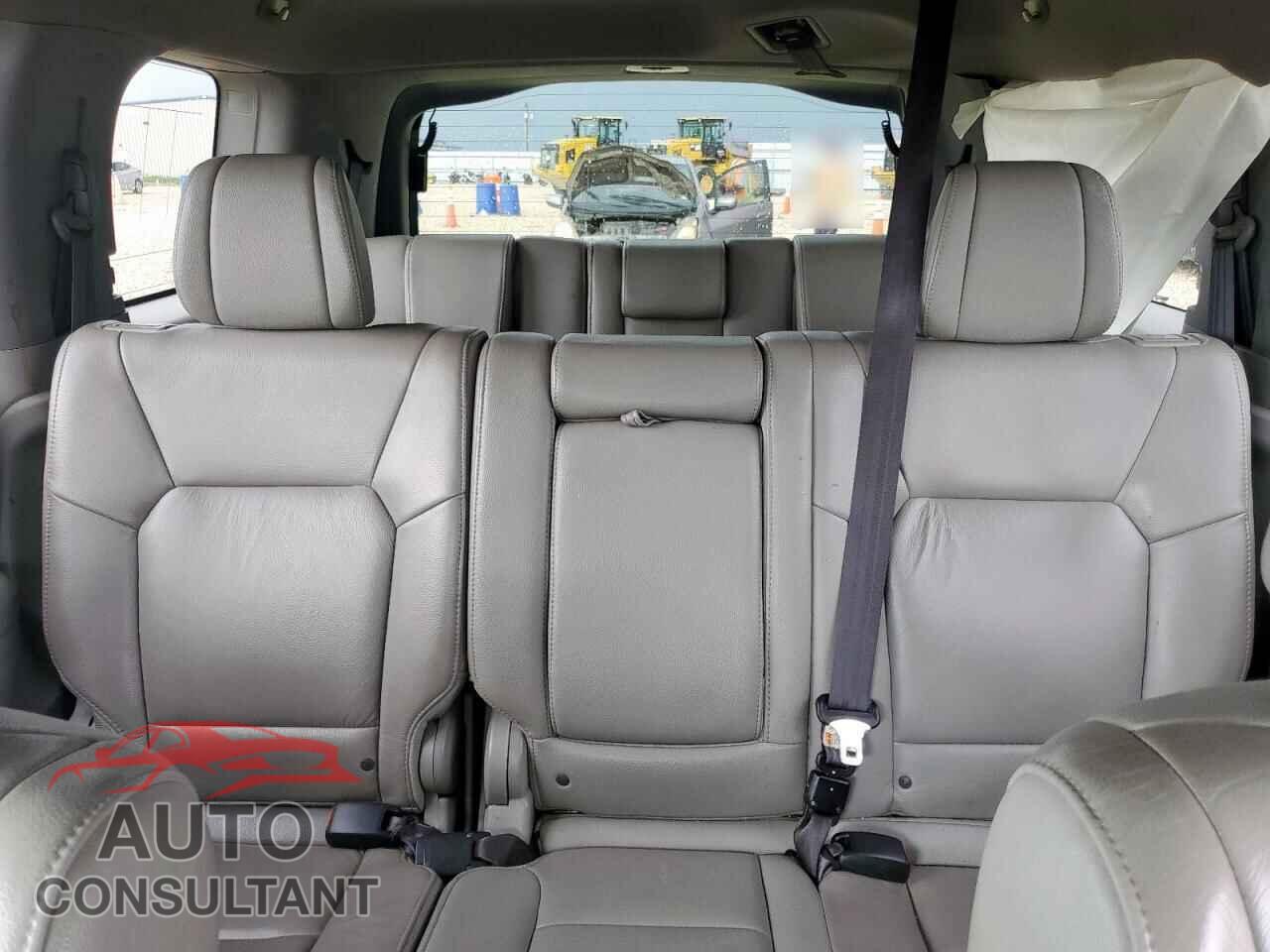 HONDA PILOT 2012 - 5FNYF4H67CB035612