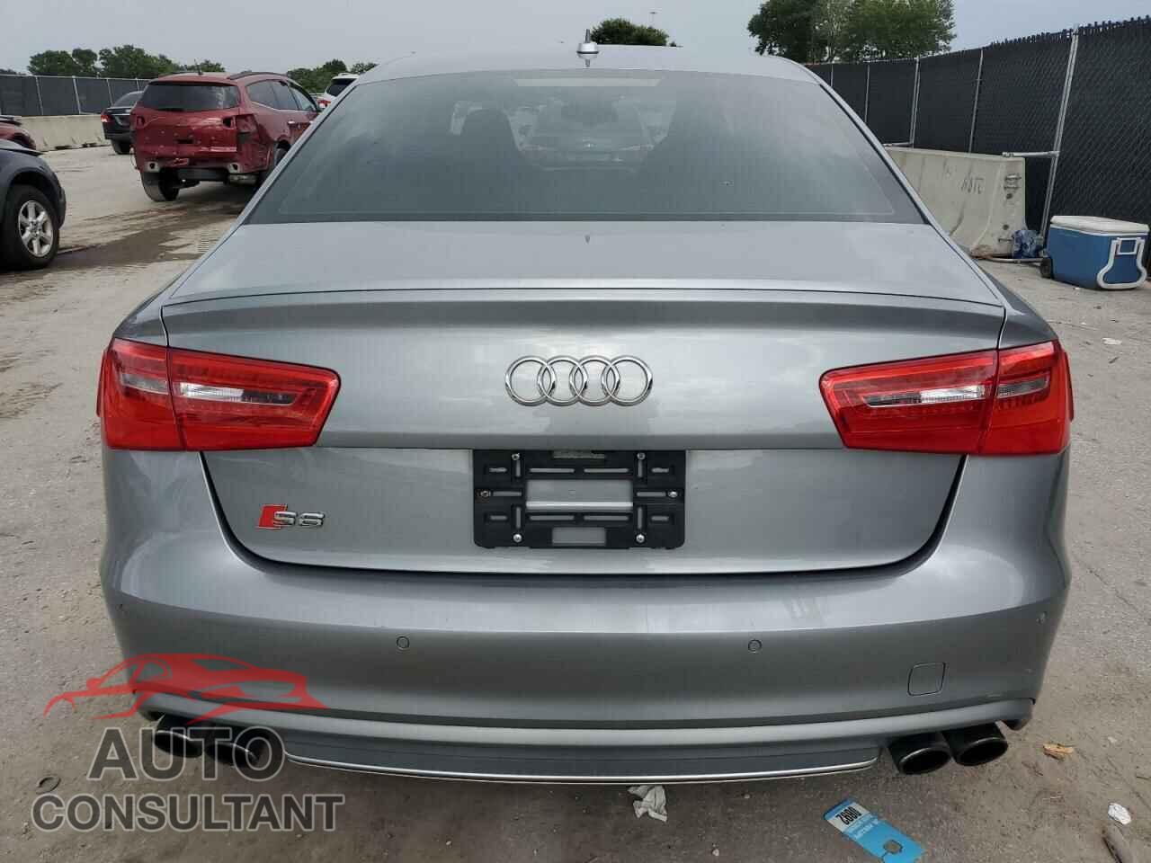 AUDI S6/RS6 2013 - WAUF2AFC3DN111952