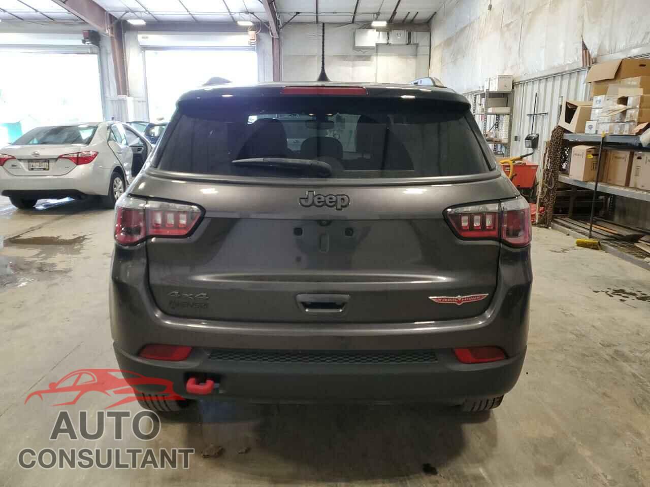 JEEP COMPASS 2018 - 3C4NJDDB4JT234670