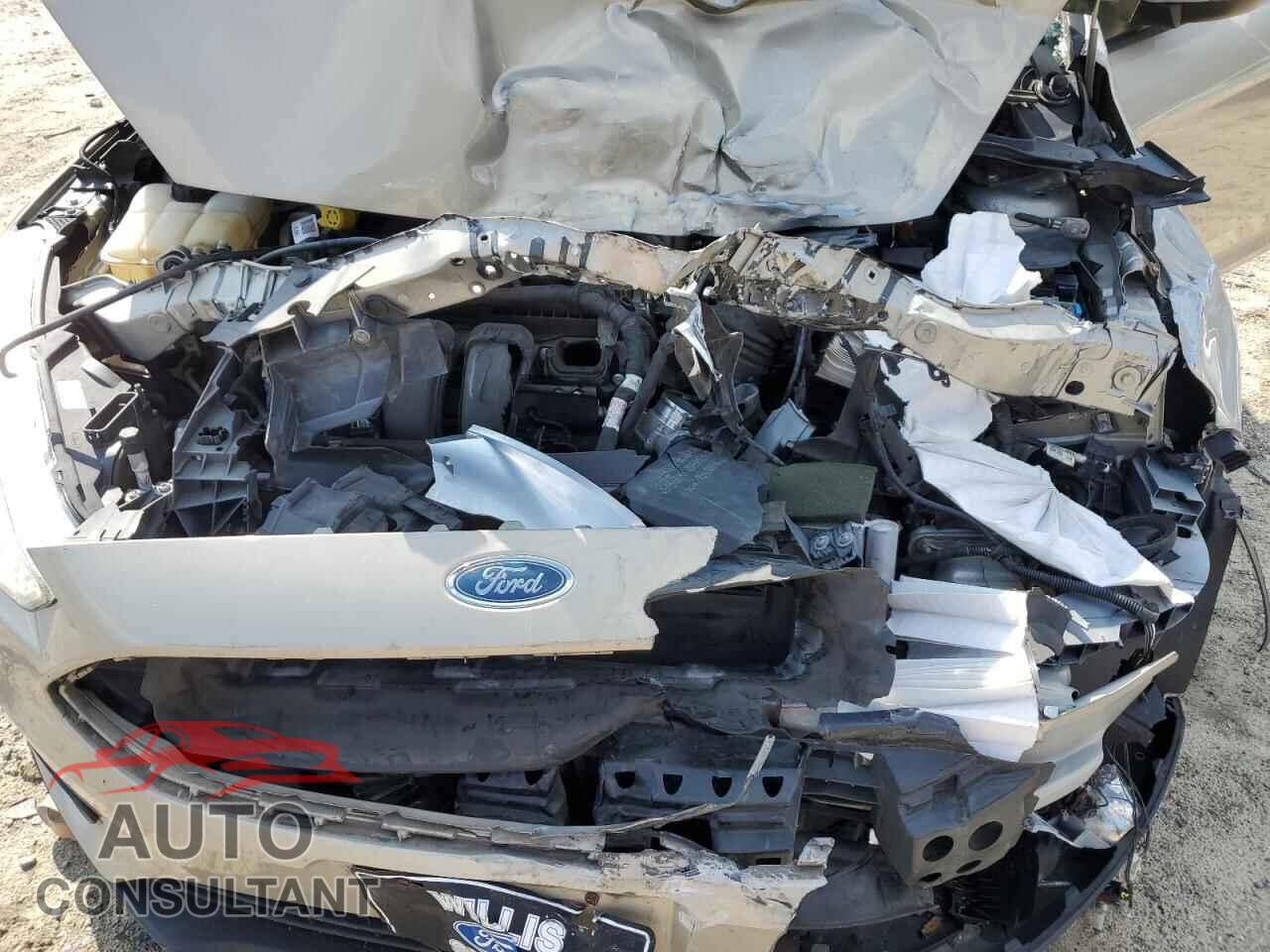 FORD FOCUS 2015 - 1FADP3F2XFL253346