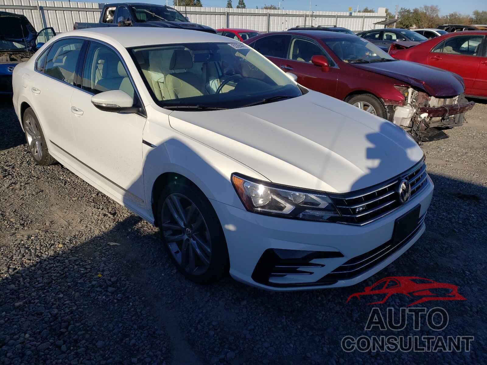 VOLKSWAGEN PASSAT 2017 - 1VWDT7A37HC053022