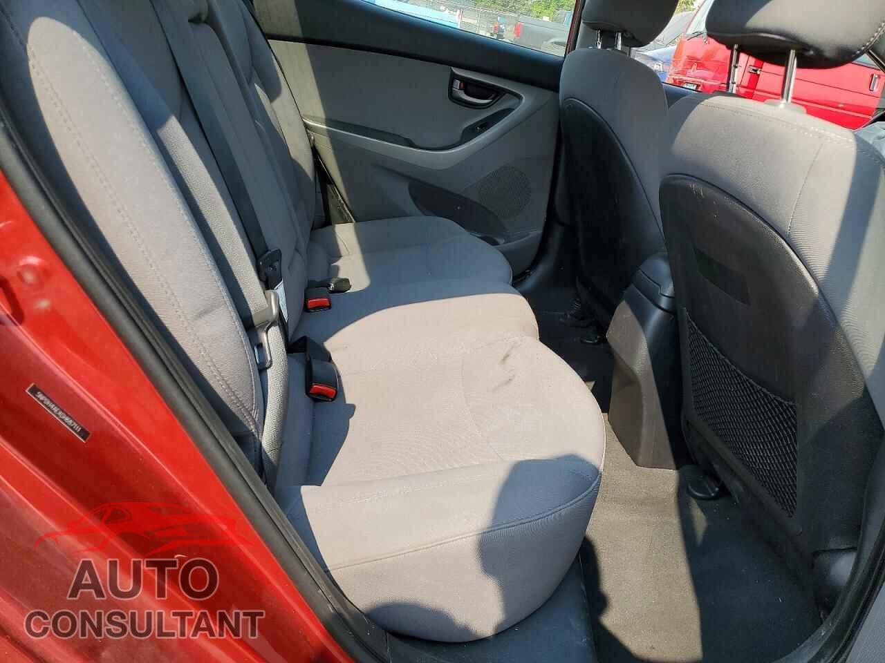 HYUNDAI ELANTRA 2016 - 5NPDH4AEXGH687111