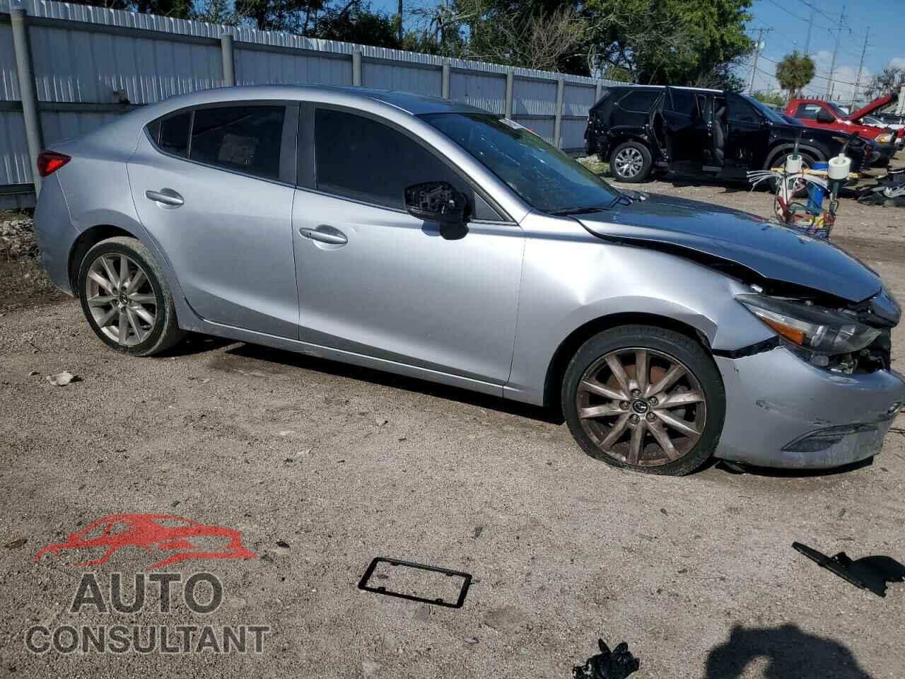 MAZDA 3 2017 - 3MZBN1V77HM106828
