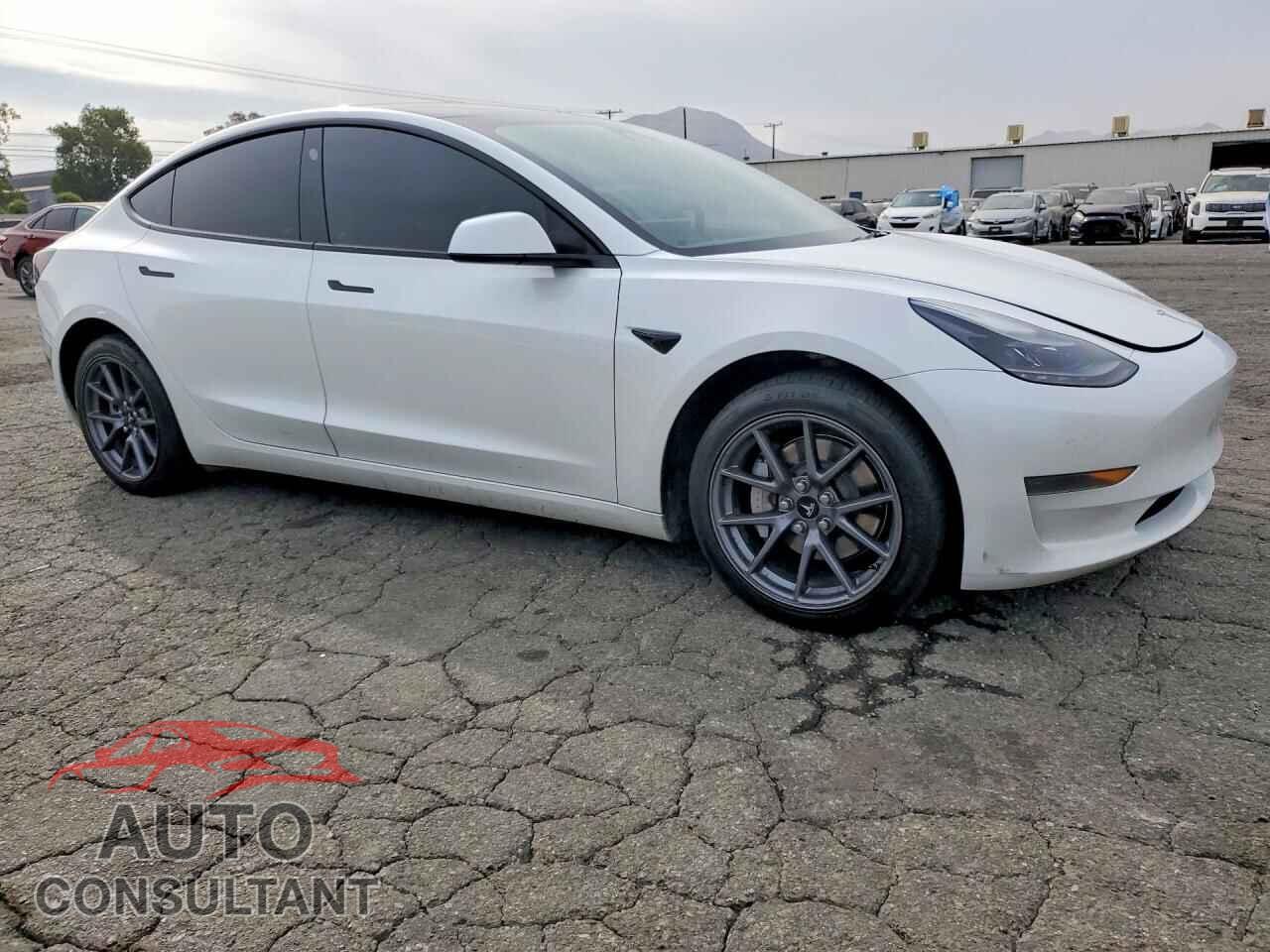 TESLA MODEL 3 2023 - 5YJ3E1EA9PF606155