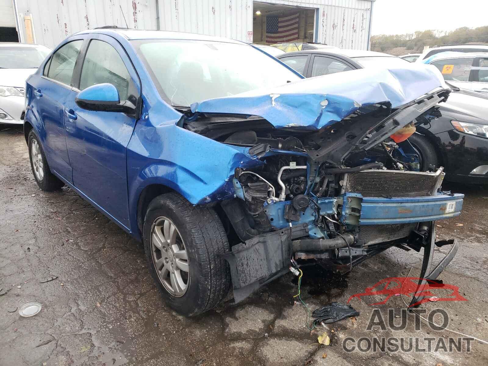 CHEVROLET SONIC 2016 - 1G1JC5SBXG4185421