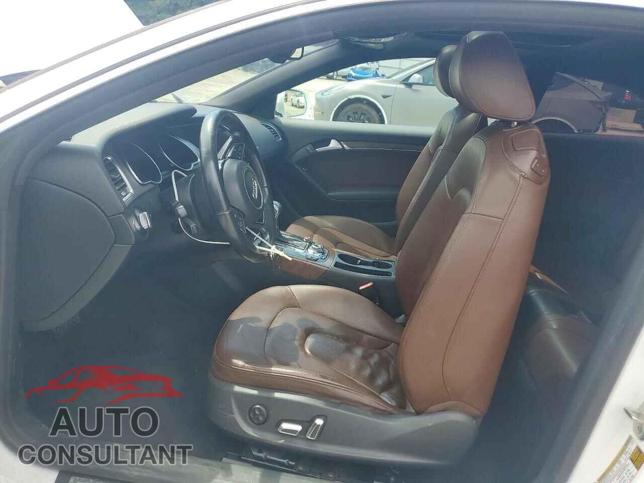 AUDI A5 2013 - WAULFAFR3DA028640