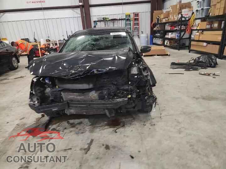 KIA FORTE 2017 - KNAFX5A85H5725726