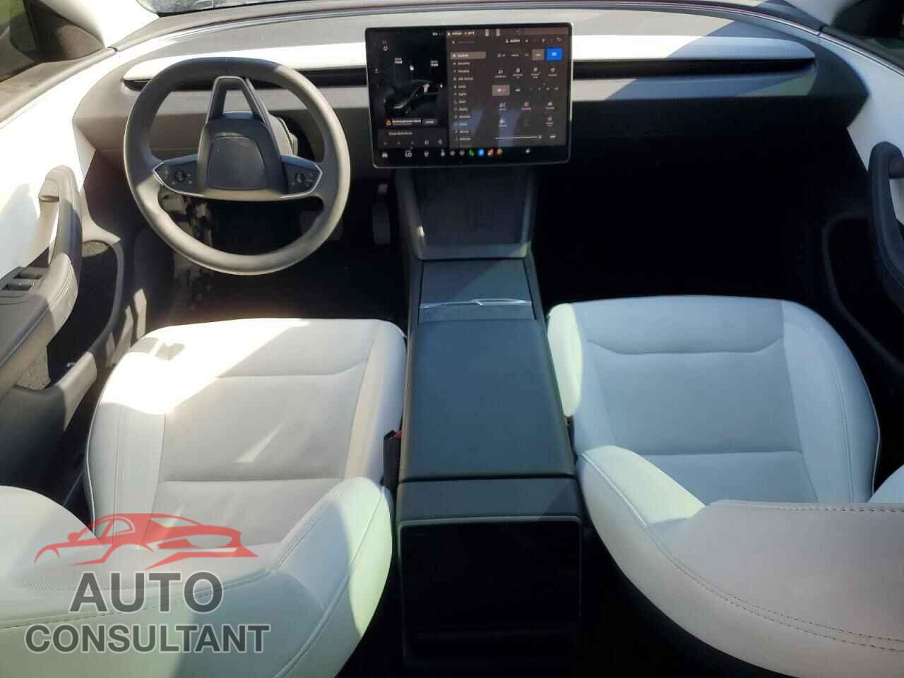 TESLA MODEL 3 2024 - 5YJ3E1EA0RF815528