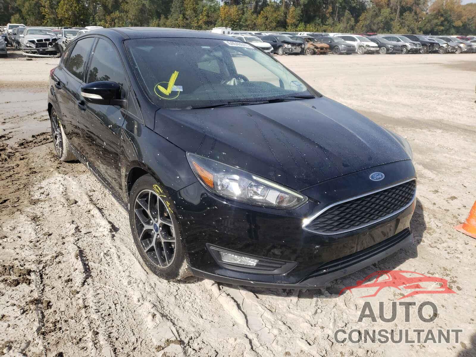 FORD FOCUS 2018 - 1FADP3M25JL213462