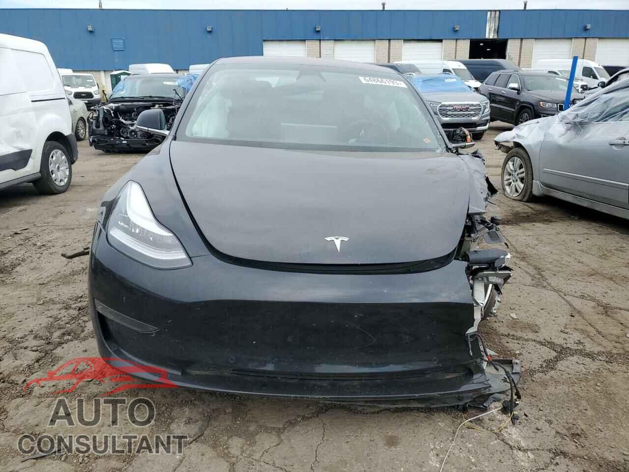 TESLA MODEL 3 2019 - 5YJ3E1EB6KF193547