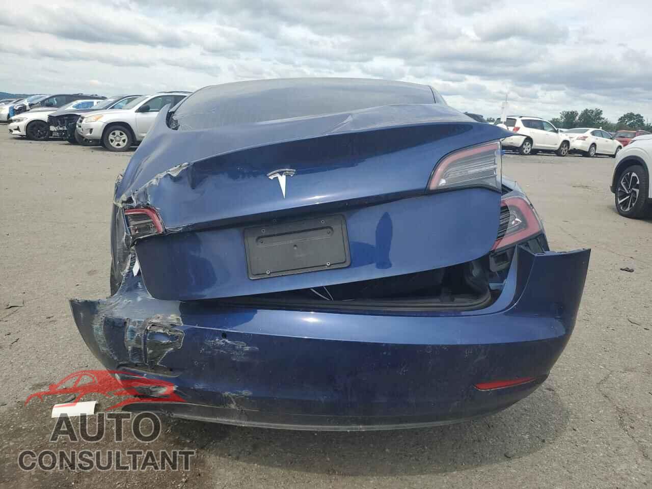TESLA MODEL 3 2019 - 5YJ3E1EA6KF400882