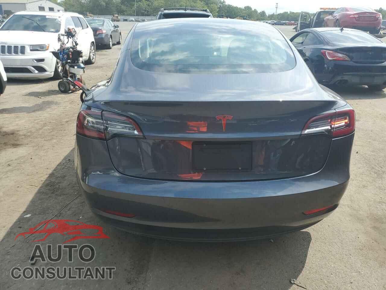 TESLA MODEL 3 2020 - 5YJ3E1EA9LF597208