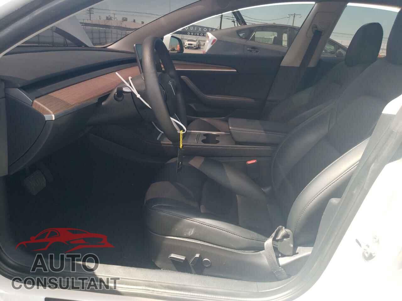 TESLA MODEL 3 2022 - 5YJ3E1EA8NF203782