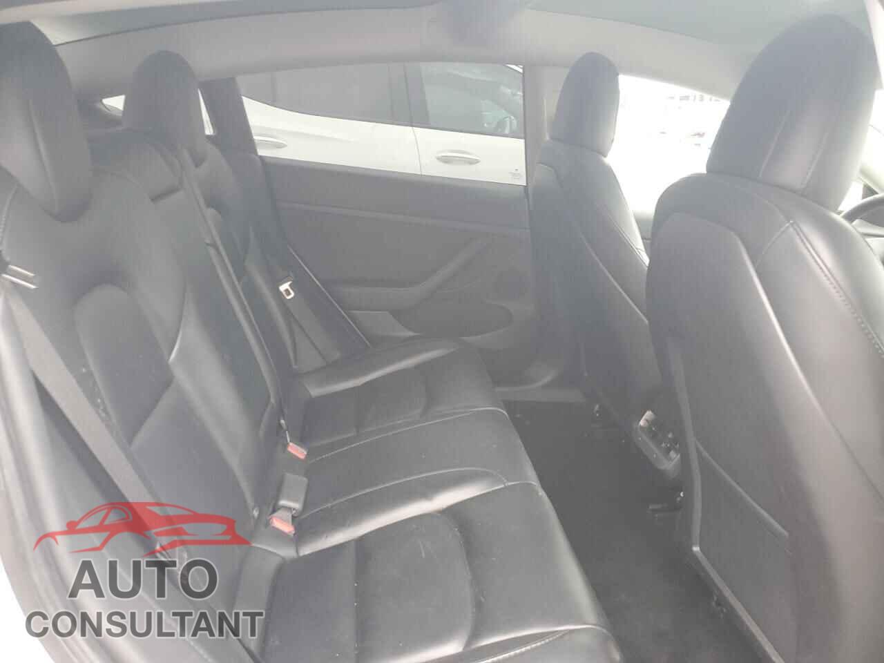 TESLA MODEL 3 2023 - 5YJ3E1EA8PF447435