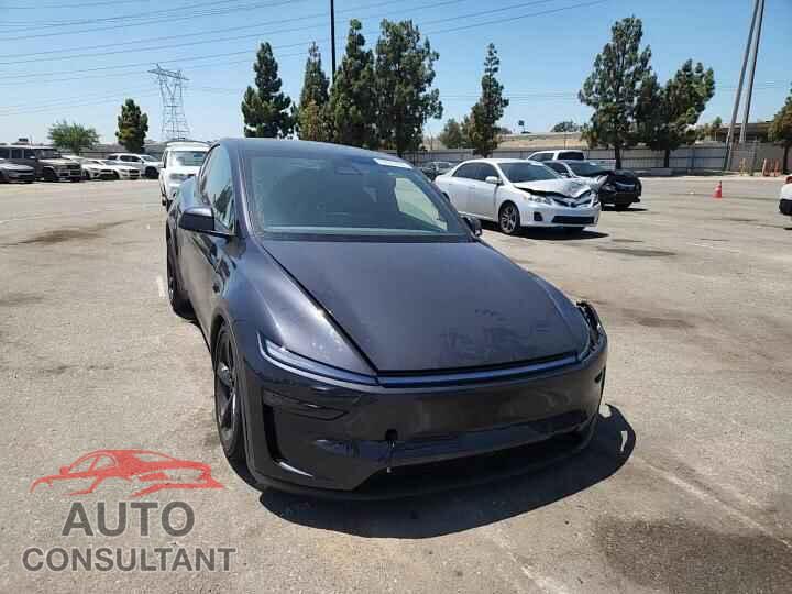 TESLA MODEL Y 2026 - 7SAYGDED6TF649781