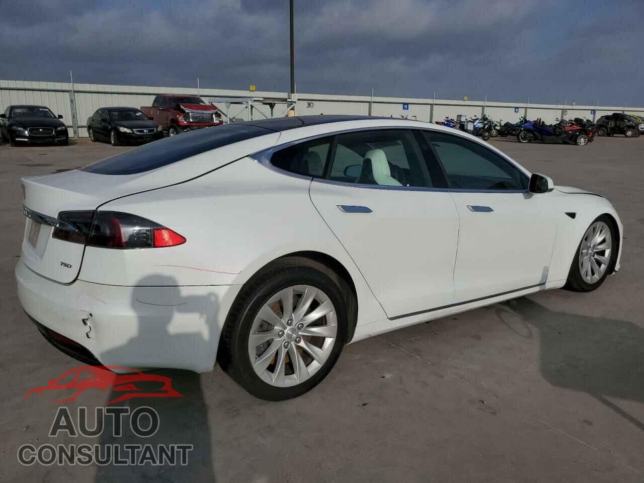 TESLA MODEL S 2017 - 5YJSA1E25HF183818