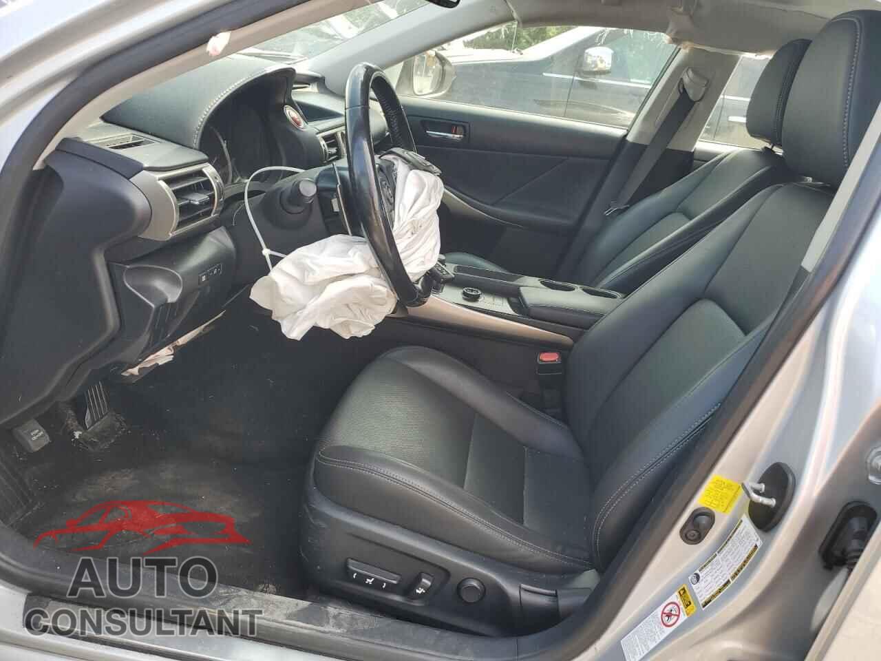 LEXUS IS 2015 - JTHCF1D25F5026939