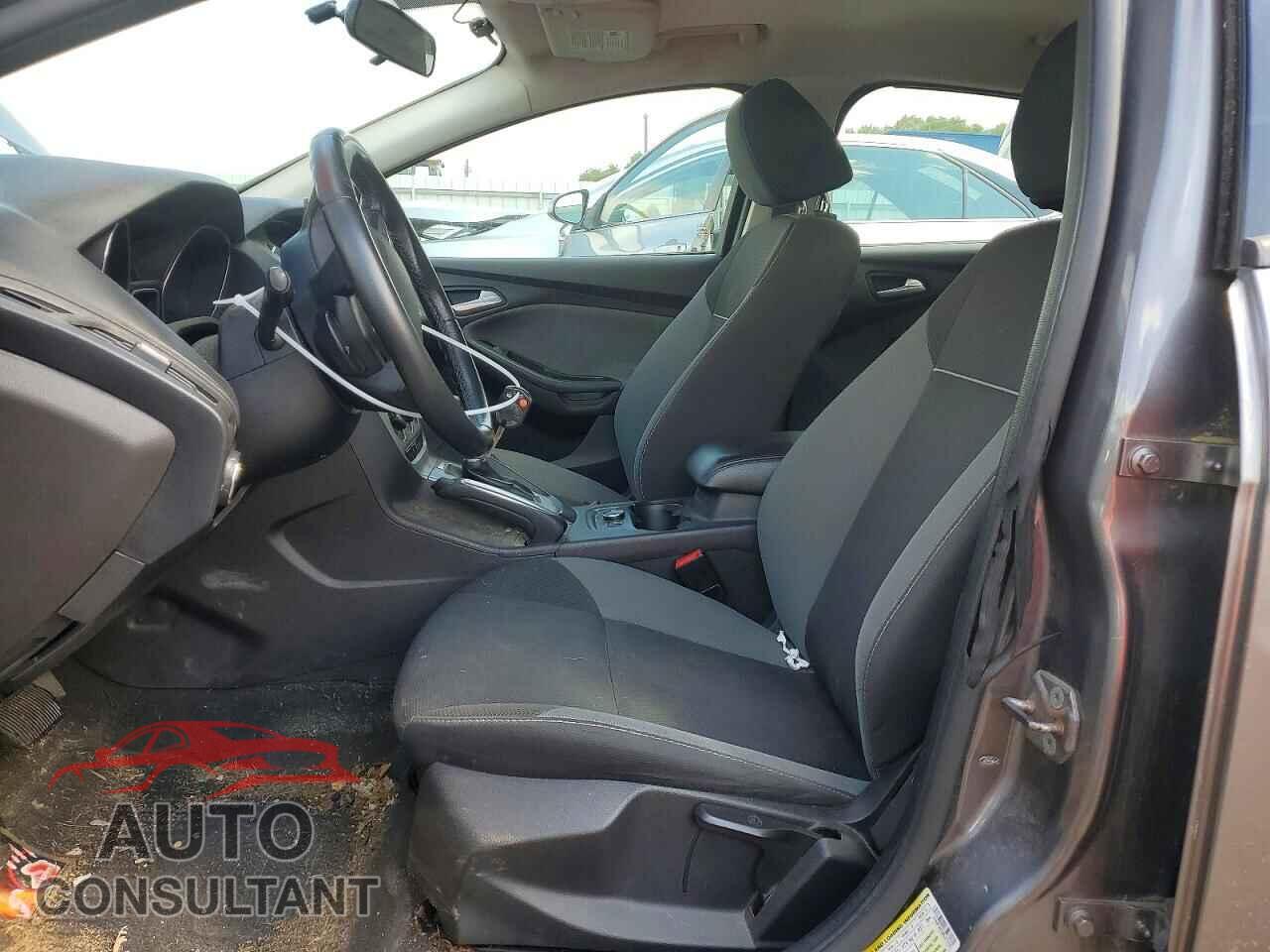FORD FOCUS 2013 - 1FADP3K29DL373755