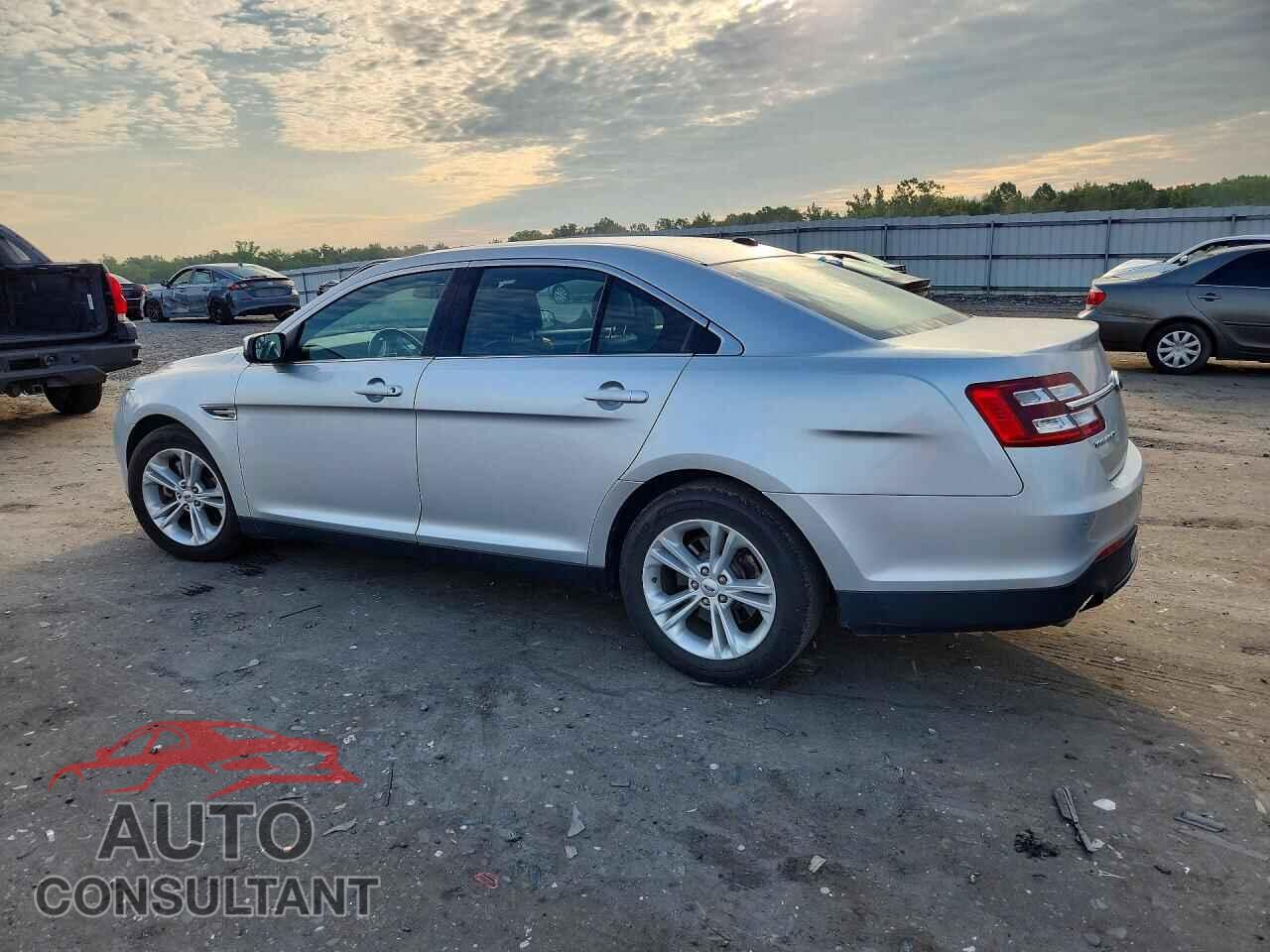 FORD TAURUS 2013 - 1FAHP2E8XDG207488