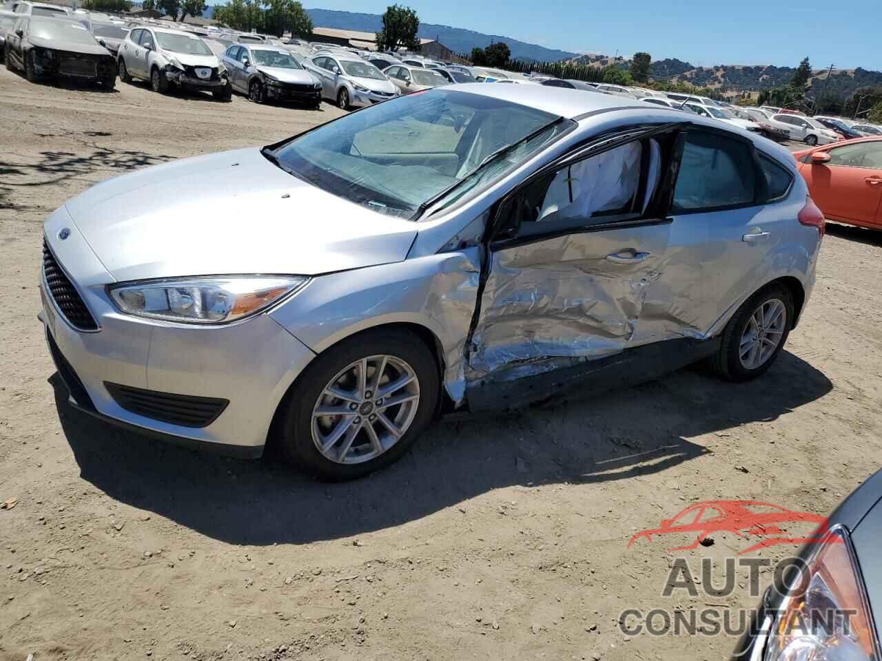FORD FOCUS 2017 - 1FADP3K26HL232020