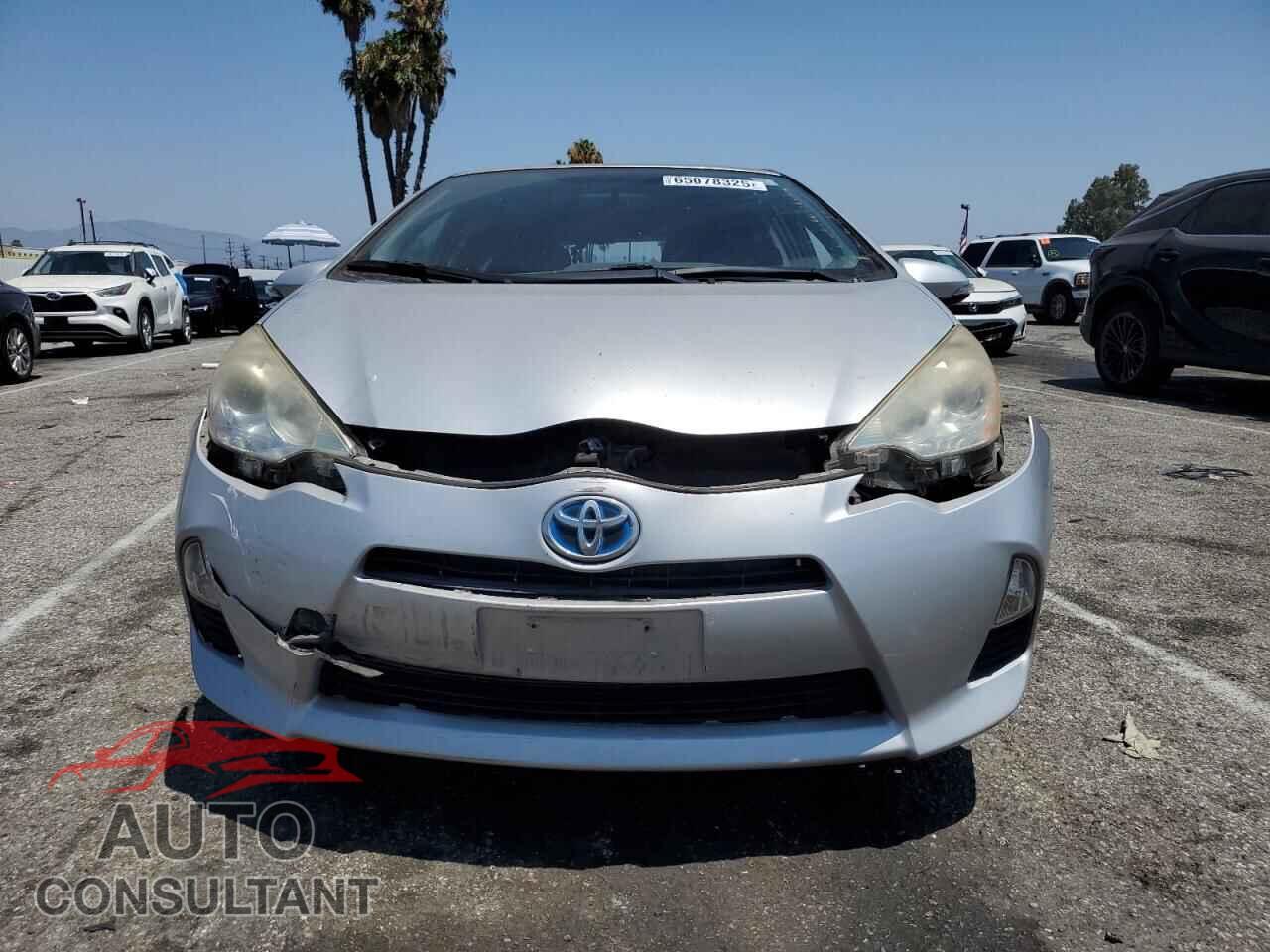 TOYOTA PRIUS 2013 - JTDKDTB38D1551962