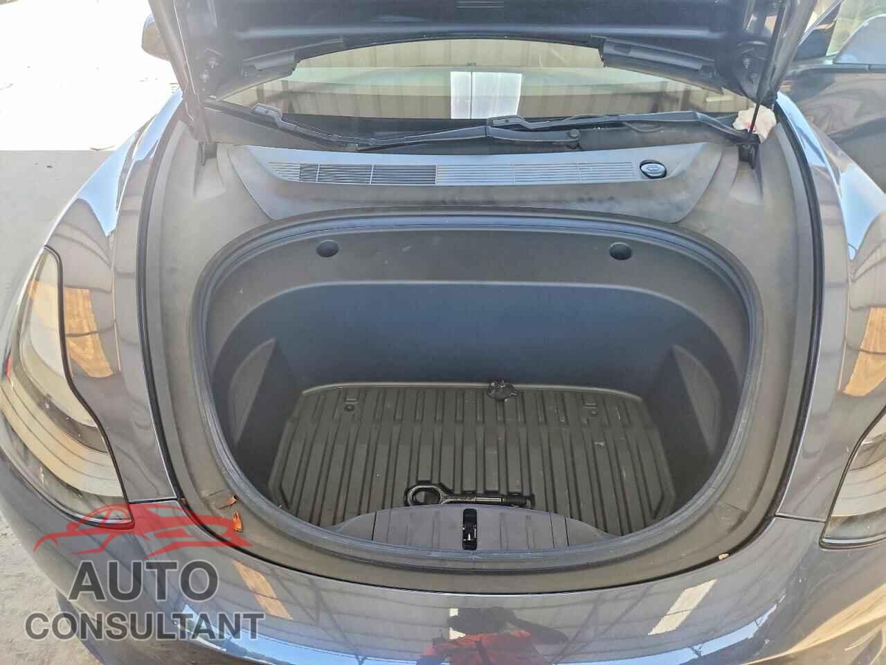 TESLA MODEL 3 2021 - 5YJ3E1EA6MF907266