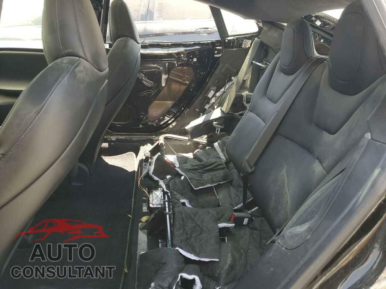 TESLA MODEL S 2020 - 5YJSA1E29LF415944